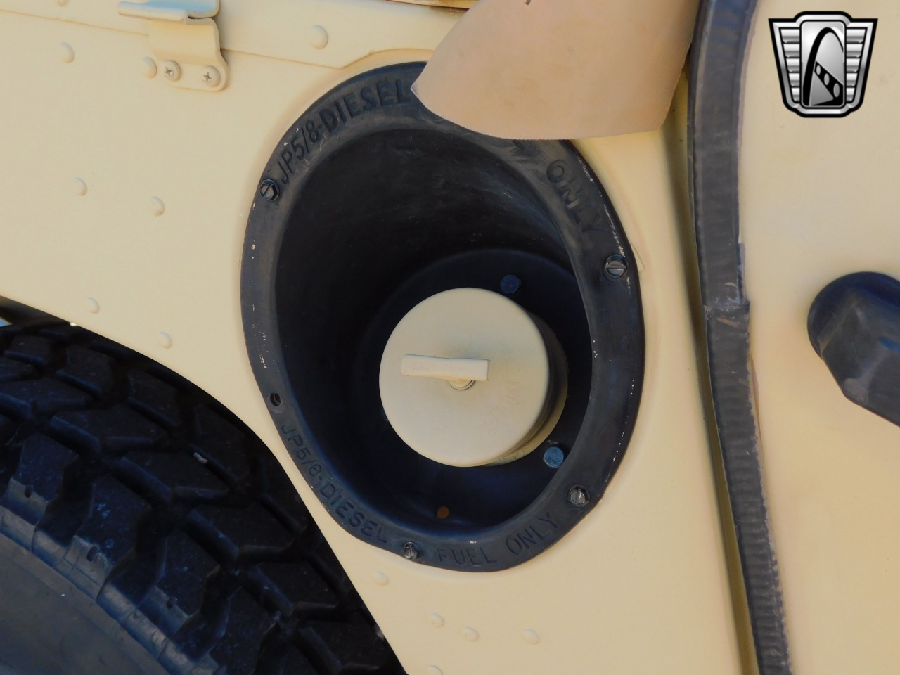 1995 AM General Humvee 83