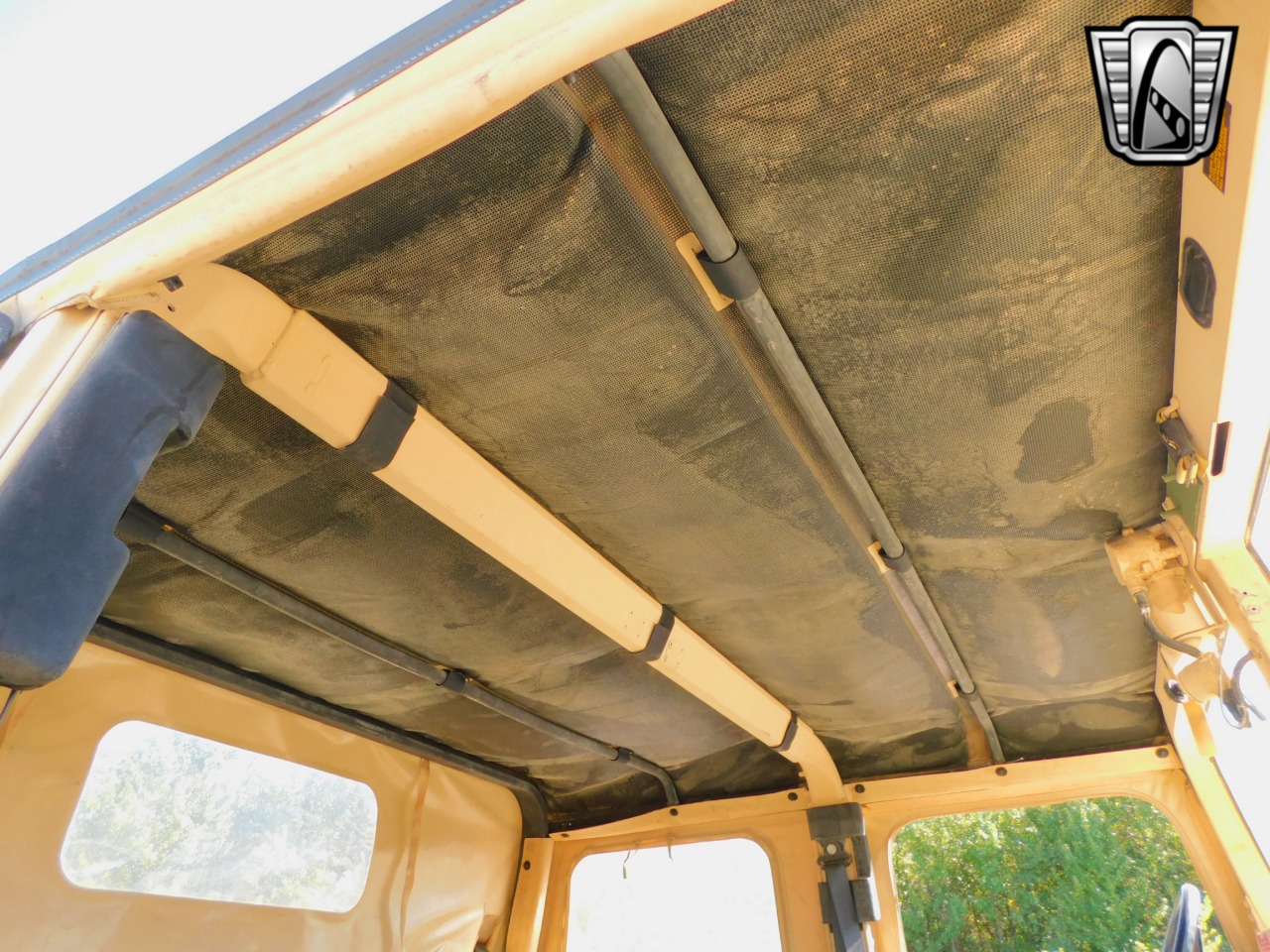 1995 AM General Humvee 20